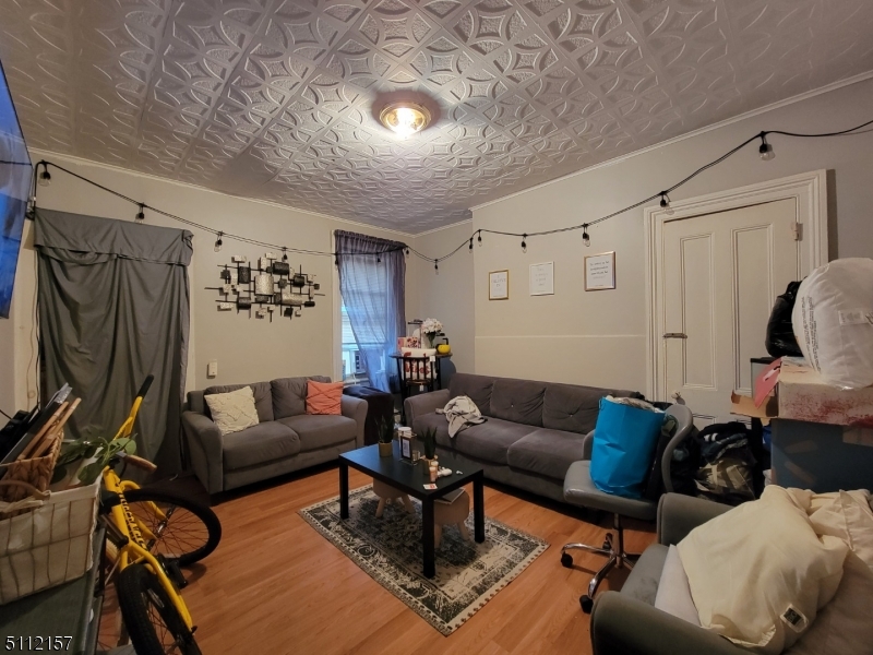 138 1/2 Ripley Place Elizabeth NJ 07206