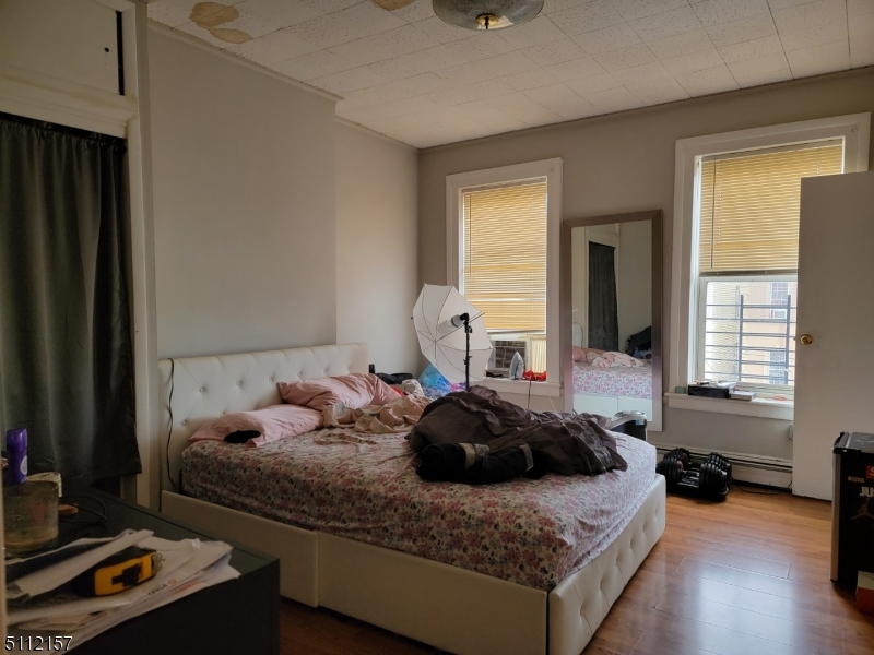 138 1/2 Ripley Place Elizabeth NJ 07206