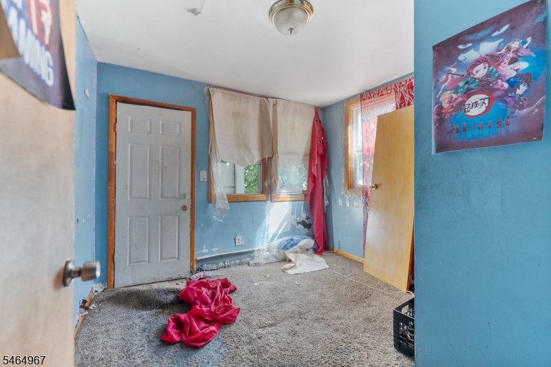 455 4TH Avenue Newark NJ 07107