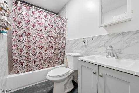 63 Linden Avenue Irvington NJ 07111