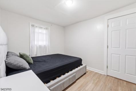 63 Linden Avenue Irvington NJ 07111