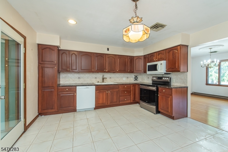 10 Peterson Road Totowa NJ 07512