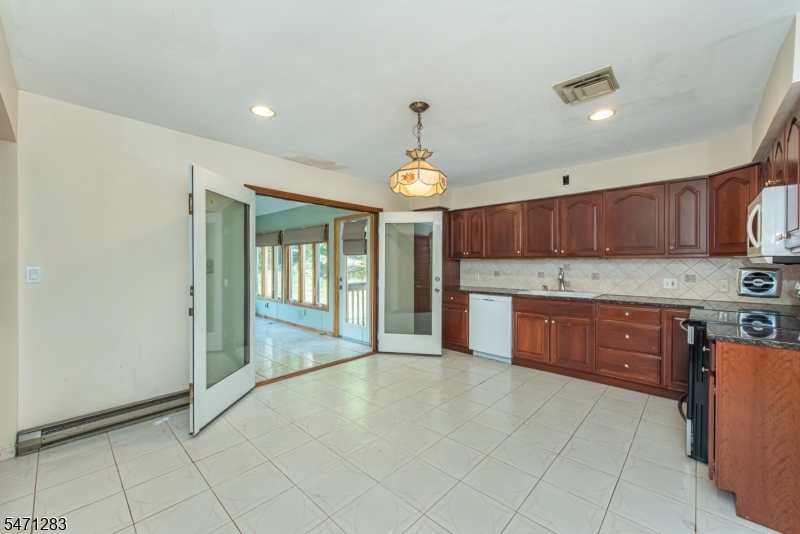 10 Peterson Road Totowa NJ 07512