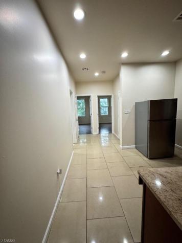 467 Hawthorne Avenue Newark NJ 07112