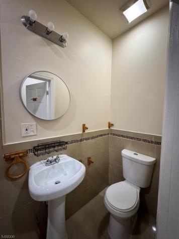 467 Hawthorne Avenue Newark NJ 07112
