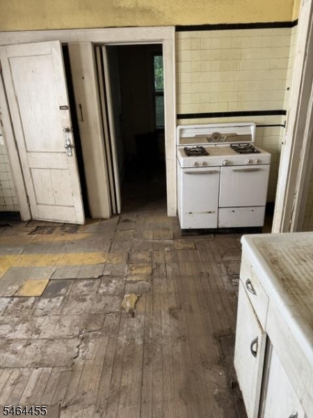 36 S 20th Street East Orange NJ 07018