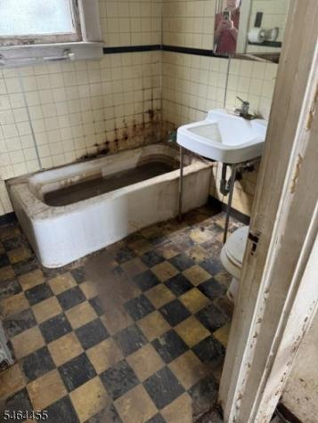 36 S 20th Street East Orange NJ 07018