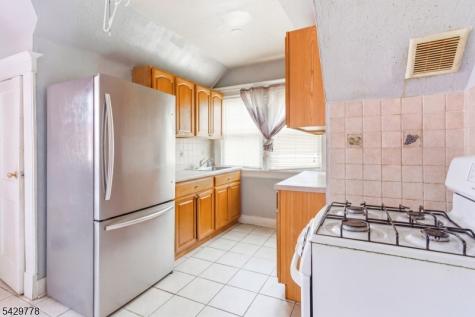 73 Knickerbocker Avenue Paterson NJ 07503