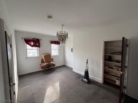 143 Walnut Street Newark NJ 07105