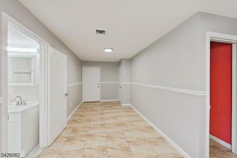 78 Beverly Street Newark NJ 07108