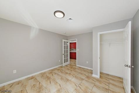78 Beverly Street Newark NJ 07108