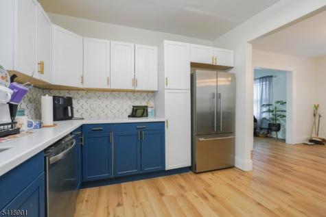 130 Elmwood Avenue East Orange NJ 07018