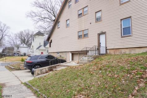 130 Elmwood Avenue East Orange NJ 07018