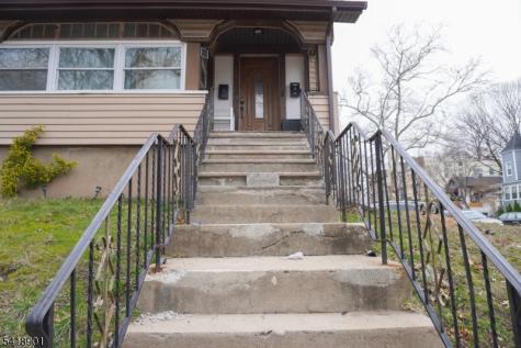 130 Elmwood Avenue East Orange NJ 07018