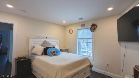 7 Maple Street Bloomfield NJ 07003