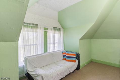 90 Renner Avenue Newark NJ 07112
