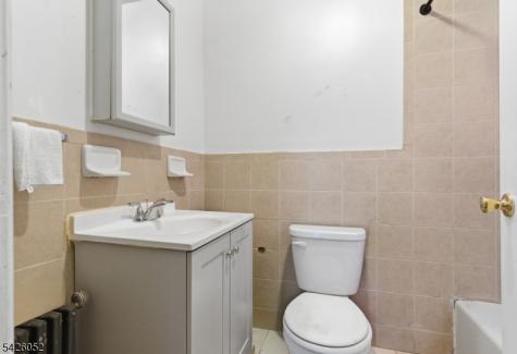 90 Renner Avenue Newark NJ 07112