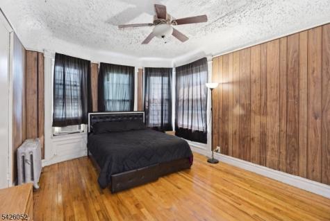 90 Renner Avenue Newark NJ 07112