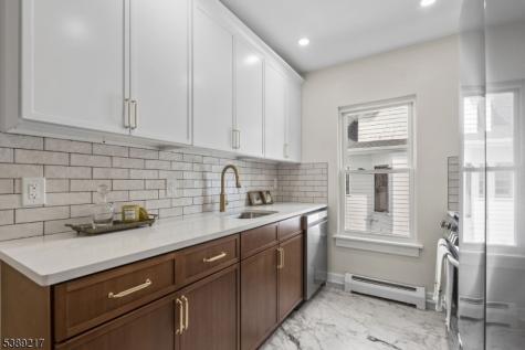 151 S Clinton Street East Orange NJ 07018