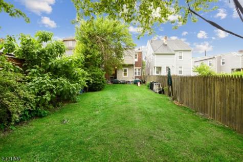 137 Valley Road Montclair NJ 07042