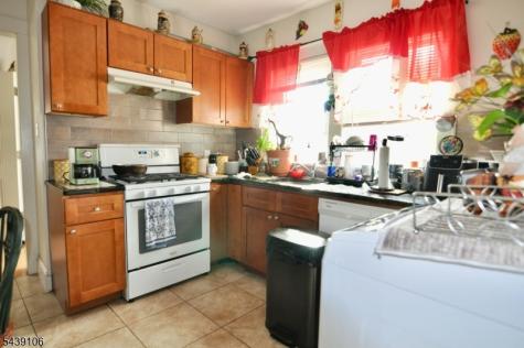 119 Winslow Place Garwood NJ 07027