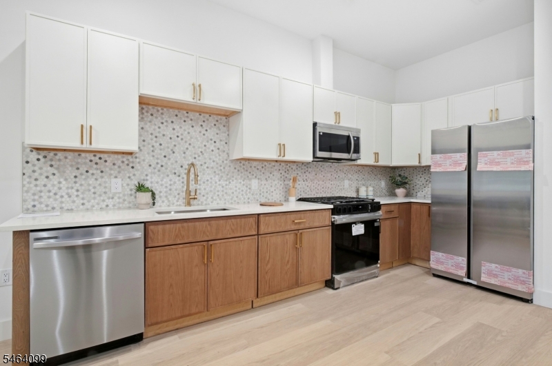 647 S 10th Street Newark NJ 07108