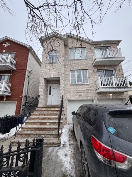 225 North 12th Street Newark NJ 07107