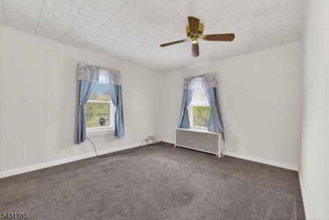 319 Center Street Phillipsburg NJ 08865