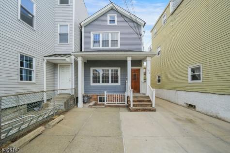 172 Chestnut Street Newark NJ 07105