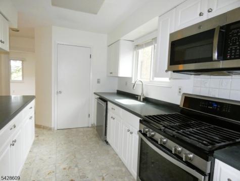 55 Smith Street Perth Amboy NJ 08861