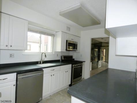 55 Smith Street Perth Amboy NJ 08861