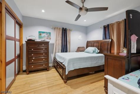 5 Cedar Street North Arlington NJ 07031