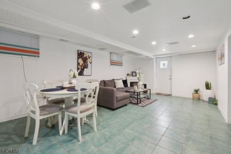 5 Cedar Street North Arlington NJ 07031