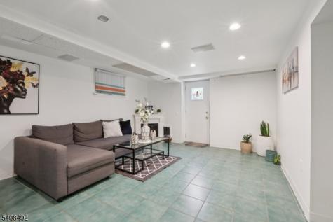 5 Cedar Street North Arlington NJ 07031