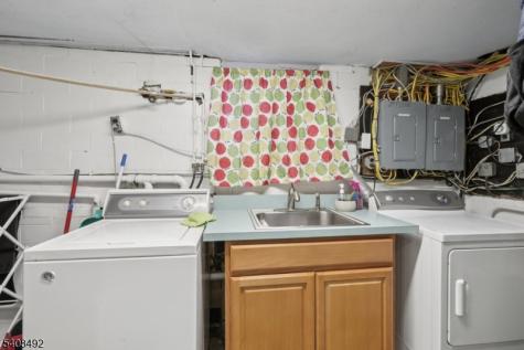 5 Cedar Street North Arlington NJ 07031