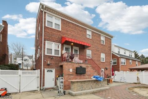 5 Cedar Street North Arlington NJ 07031