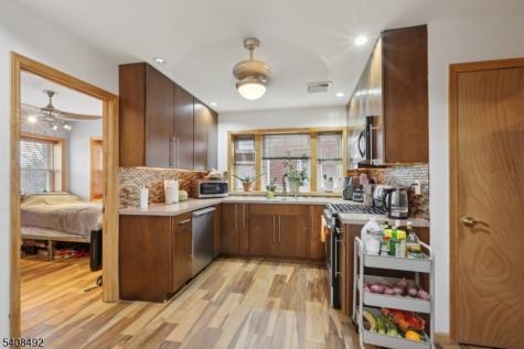5 Cedar Street North Arlington NJ 07031