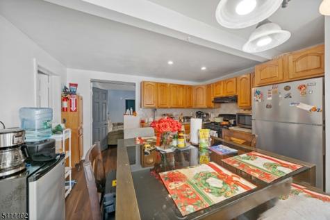 54 Florida Street Elizabeth NJ 07206