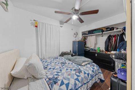 54 Florida Street Elizabeth NJ 07206