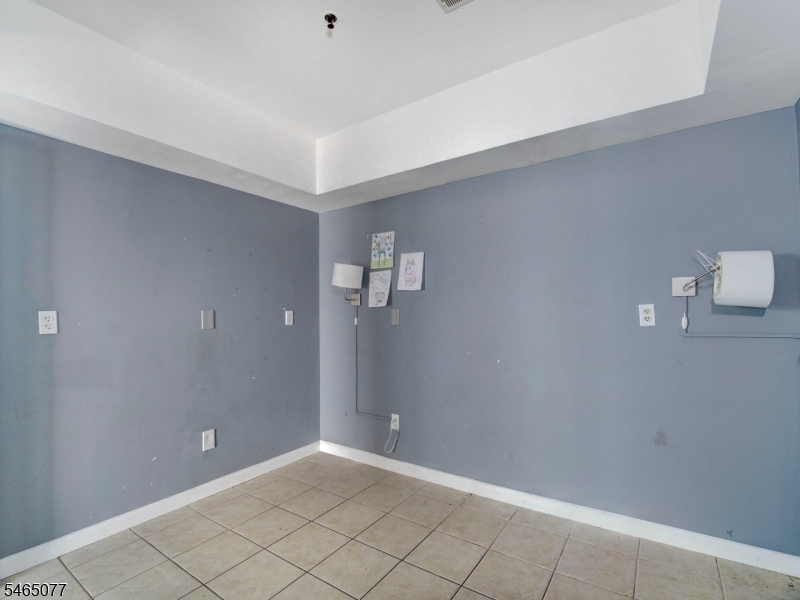 114 2ND Street Newark NJ 07107