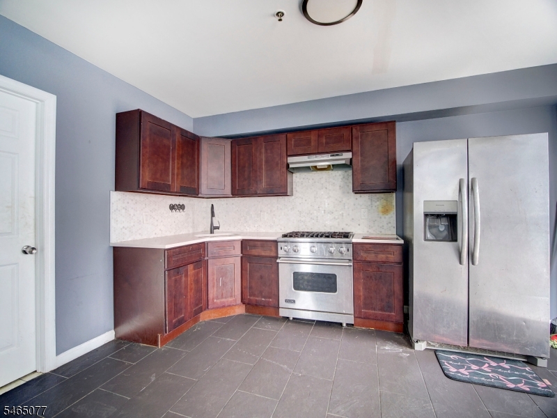 114 2ND Street Newark NJ 07107