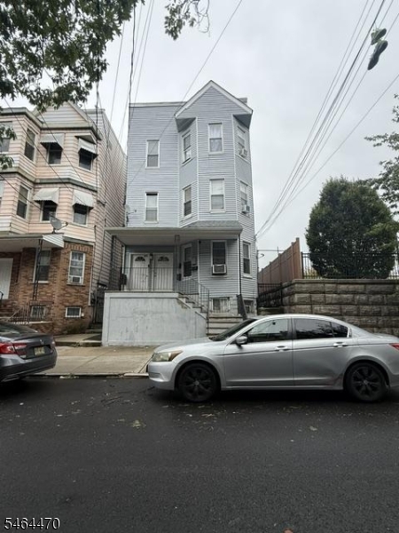 133 Ridge Street Newark NJ 07104