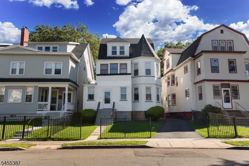 108 S Arlington Avenue East Orange NJ 07018