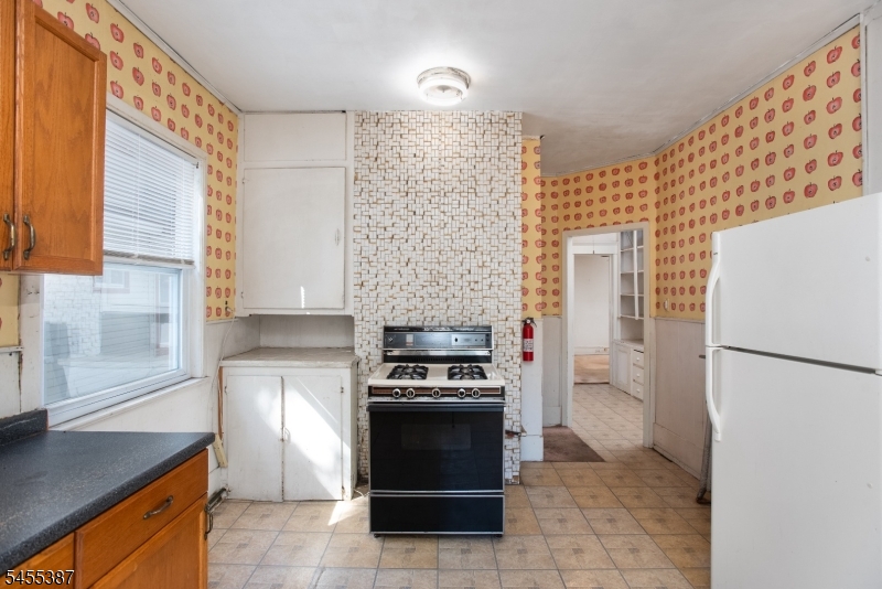 108 S Arlington Avenue East Orange NJ 07018