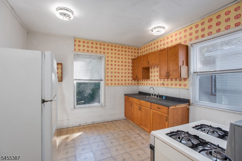 108 S Arlington Avenue East Orange NJ 07018