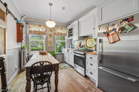 194 Hillside Avenue Glen Ridge Boro NJ 07028