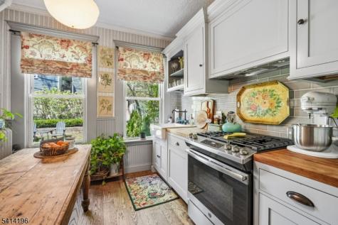 194 Hillside Avenue Glen Ridge Boro NJ 07028