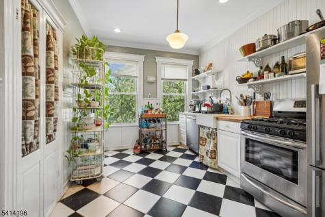 194 Hillside Avenue Glen Ridge Boro NJ 07028
