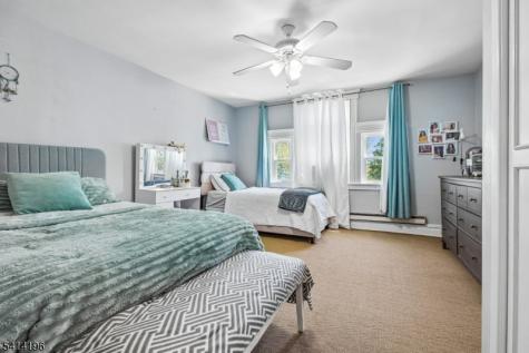 194 Hillside Avenue Glen Ridge Boro NJ 07028