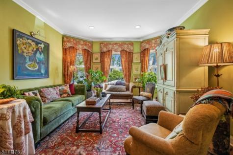 194 Hillside Avenue Glen Ridge Boro NJ 07028